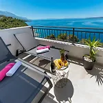 Seaview Nives Apartment
