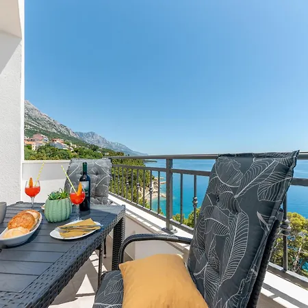 Seaview Nives * Brela