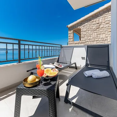 Seaview Nives Apartman Brela